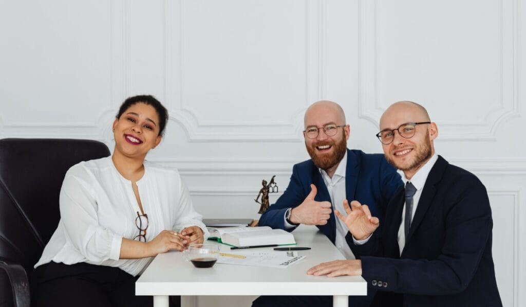 juridisch maatwerk ondernemers voordelen — Waarom ondernemers kiezen voor juridisch maatwerk — Photo by https://kaboompics.com/ on Pexels